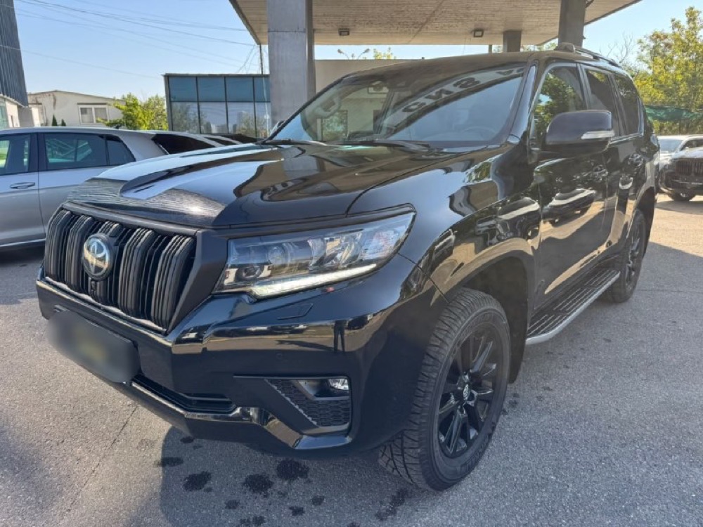 Toyota Land Cruiser 150 2023